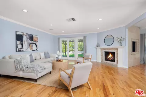 6134 Longridge Ave, Van Nuys, CA 91401 photo 11