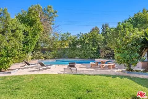 6134 Longridge Ave, Van Nuys, CA 91401 photo 29