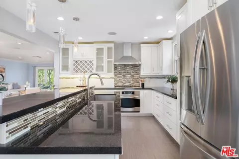 6134 Longridge Ave, Van Nuys, CA 91401 photo 6