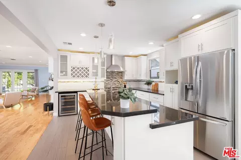 6134 Longridge Ave, Van Nuys, CA 91401 photo 5