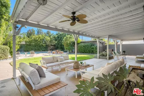 6134 Longridge Ave, Van Nuys, CA 91401 photo 28