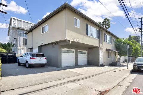 14857 Hartsook St, Sherman Oaks, CA 91403