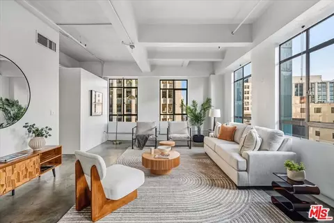 849 S Broadway #604, Los Angeles, CA 90014