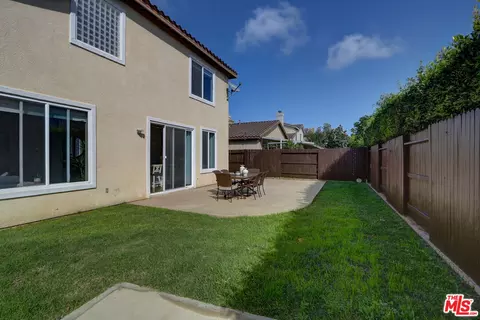 Exterior - 2008 Las Estrellas Ct, Camarillo, CA 93012 photo 6 of 7