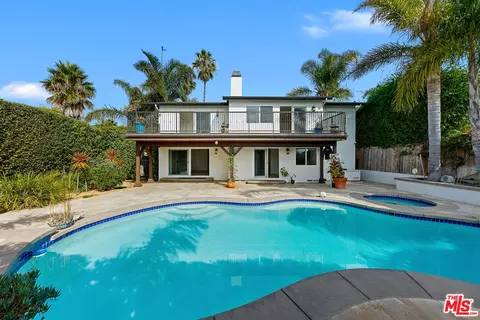 30630 Morning View Dr, Malibu, CA 90265