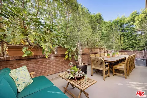 211 S Spalding Dr #109S, Beverly Hills, CA 90212