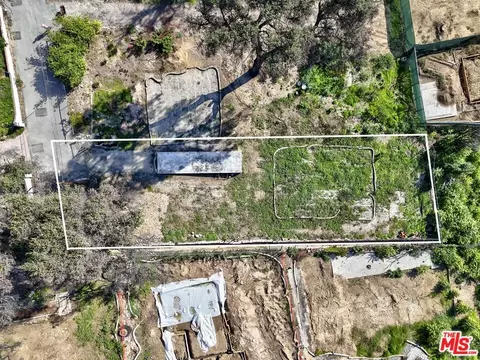 408 Wistaria Pl, Altadena, CA 91001