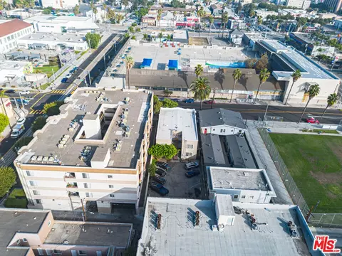 735 Locust Ave, Long Beach, CA 90813 photo 44