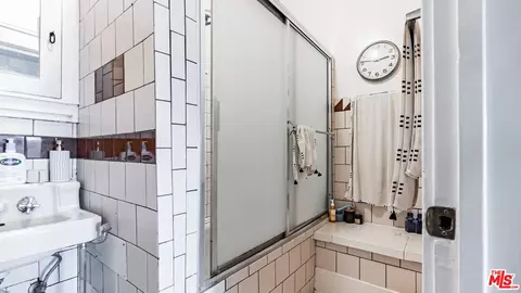 735 Locust Ave, Long Beach, CA 90813 photo 20