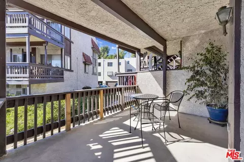 12330 Osborne St #77, Pacoima, CA 91331