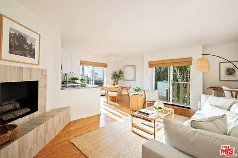 302 Ashland Ave #201, Santa Monica, CA 90405