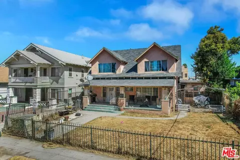 317 W 51st St, Los Angeles, CA 90037