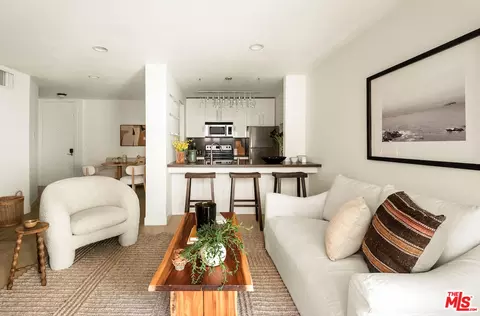 141 S Clark Dr #216, West Hollywood, CA 90048