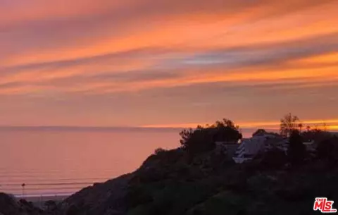 515 Muskingum Ave, Pacific Palisades, CA 90272