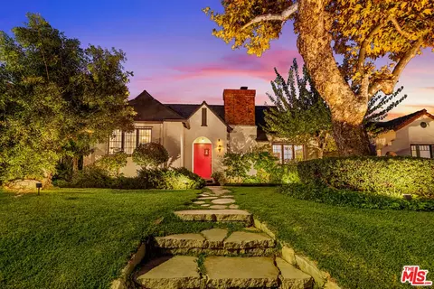 926 S Burnside Ave, Los Angeles, CA 90036