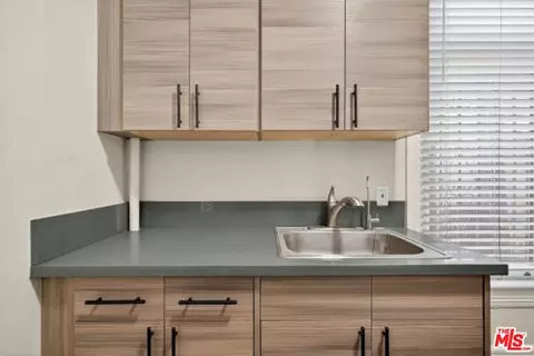 Other - 330 Cedar Ave, Long Beach, CA 90802 photo 3 of 3