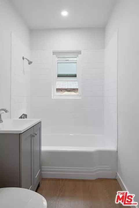 Bath - 240 E Providencia Ave, Burbank, CA 91502 photo 1 of 1