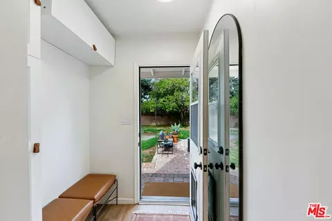 Entry Way - 17055 Gresham St, Sherwood Forest, CA 91325 photo 2 of 5