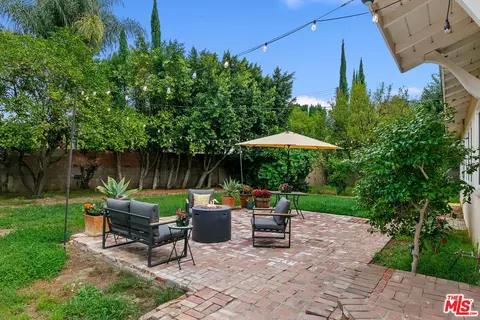 Exterior - 17055 Gresham St, Sherwood Forest, CA 91325 photo 6 of 10
