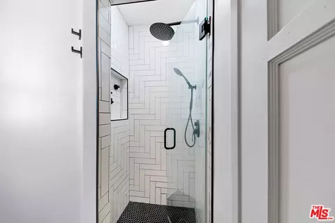 Other - 17055 Gresham St, Sherwood Forest, CA 91325 photo 6 of 8