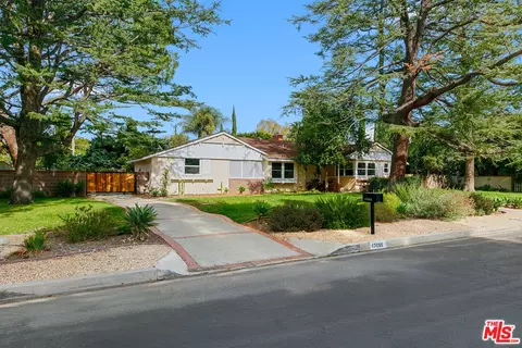 Exterior - 17055 Gresham St, Sherwood Forest, CA 91325 photo 10 of 10