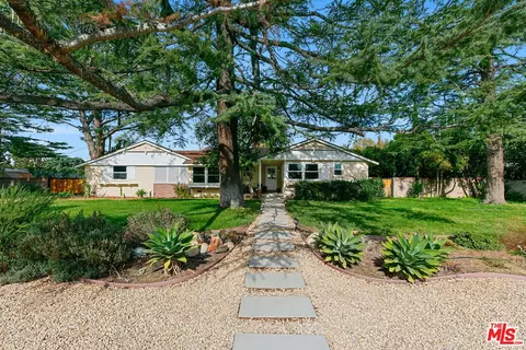 17055 Gresham St, Sherwood Forest, CA 91325