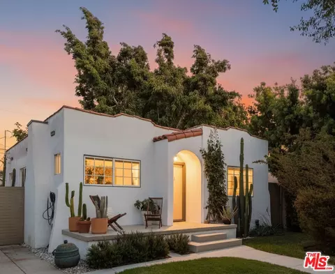 5922 4th Ave, Los Angeles, CA 90043