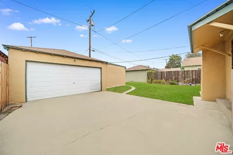 Exterior - 413 Brady Ave, Montebello, CA 90640 photo 3 of 4