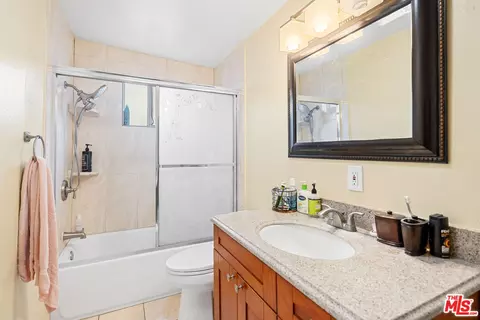 Bath - 413 Brady Ave, Montebello, CA 90640 photo 1 of 1