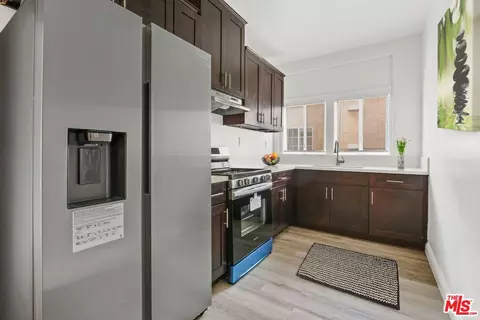Kitchen - 2370 Lime Ave, Long Beach, CA 90806 photo 1 of 3