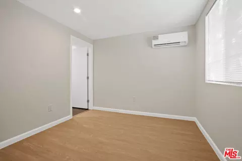 Bedroom - 2370 Lime Ave, Long Beach, CA 90806 photo 5 of 6
