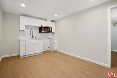 Other - 2370 Lime Ave, Long Beach, CA 90806 photo 3 of 5