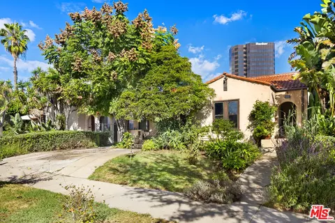 6501 Commodore Sloat Dr, Los Angeles, CA 90048