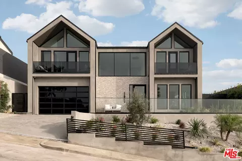 9919 Girla Way, Los Angeles, CA 90064