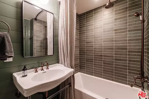 28805 N Shore Rd, Lake Arrowhead, CA 92352 photo 25