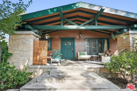 6083 Selma Ave, Los Angeles, CA 90028
