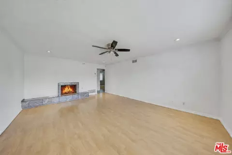 320 E Woodcroft Ave, Glendora, CA 91740 photo 4