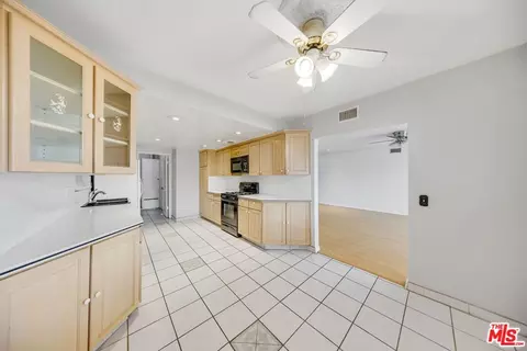 320 E Woodcroft Ave, Glendora, CA 91740 photo 11