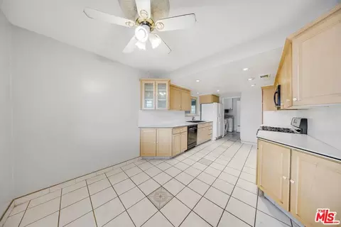 320 E Woodcroft Ave, Glendora, CA 91740 photo 10