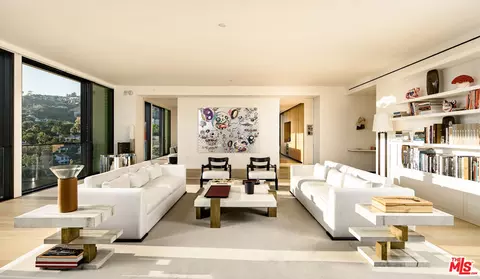 9040 Sunset Blvd #1101, West Hollywood, CA 90069