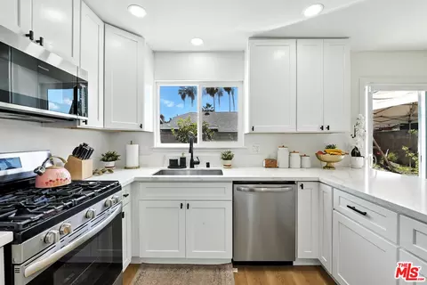 21312 Island Ave, Carson, CA 90745 photo 8