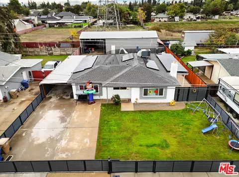 10917 Baron Ave, Bakersfield, CA 93312