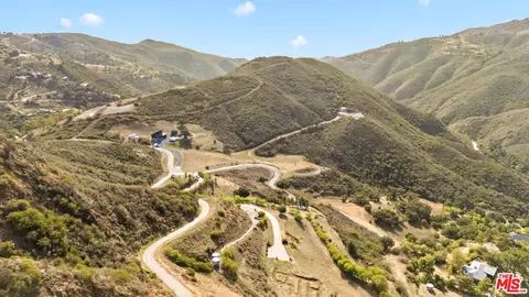 12324 Yerba Buena Rd, Malibu, CA 90265