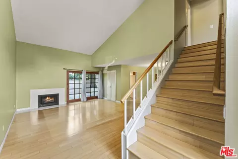 Living - 5036 E Atherton St, Long Beach, CA 90815 photo 2 of 6
