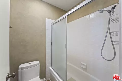 Bath - 5036 E Atherton St, Long Beach, CA 90815 photo 5 of 5