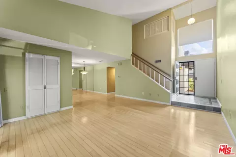 Living - 5036 E Atherton St, Long Beach, CA 90815 photo 1 of 6