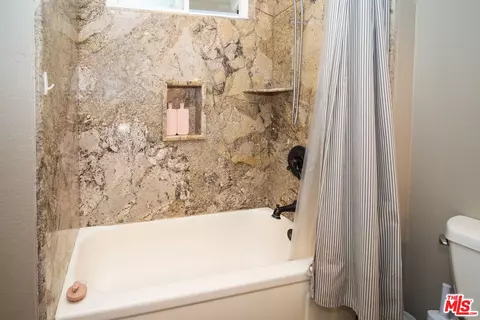 Bath - 879 Shadowgrove St, Brea, CA 92821 photo 3 of 3