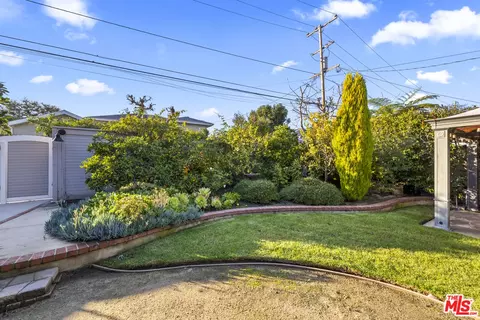 Exterior - 505 Panama Ave, Long Beach, CA 90814 photo 5 of 11