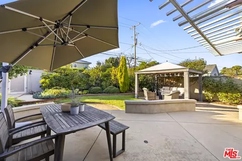 Exterior - 505 Panama Ave, Long Beach, CA 90814 photo 2 of 11