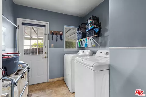 Other - 10405 Pinyon Ave, Tujunga, CA 91042 photo 2 of 4